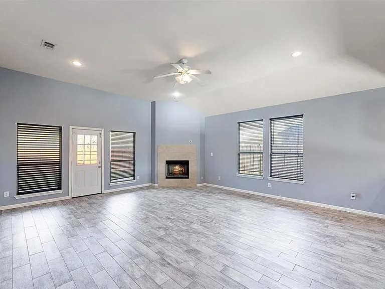 2923 Preston Trl — Photo 11