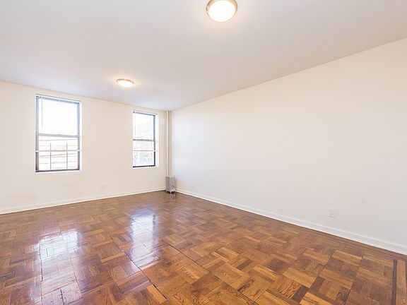 5th image of 24-16 38th Ave #2EE