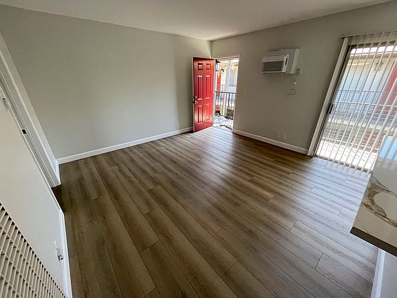 5th image of 606 Chestnut Ave #17