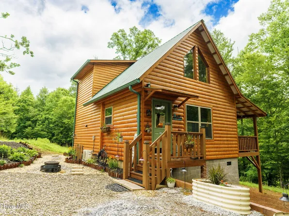680 Deerfield Drive, Murphy, NC 28906