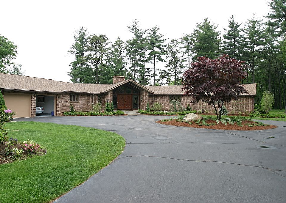 2nd image of 36 Leaview Dr