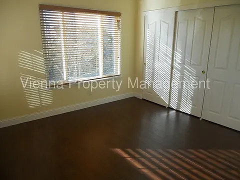 18 Striped Moss Ct — Photo 9