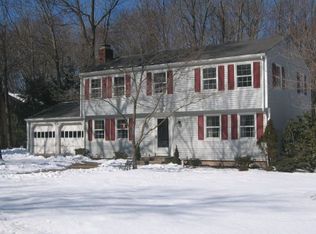 38 Oak Ridge Rd, Bethel, CT 06801