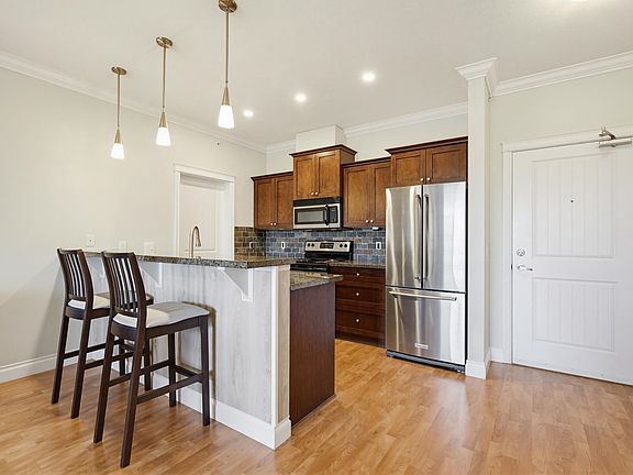 5th image of 12258 224th St #427