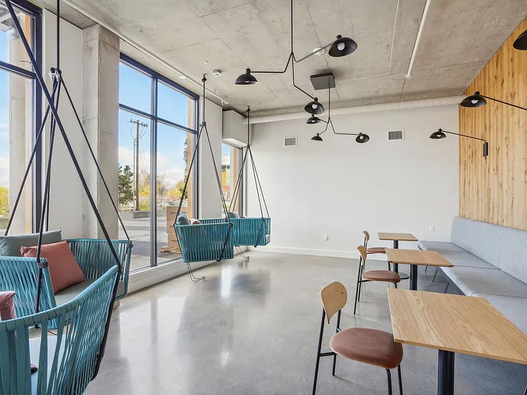 Splash Apartments — Photo 57
