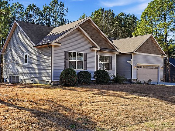 3rd image of 240 Ridge Dr