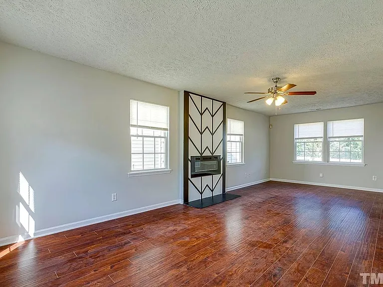 3615 Sana Ct — Photo 25