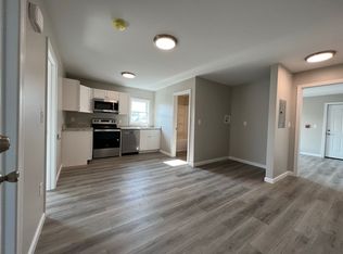 8 Dutton St APT 4, Manchester, NH 03104