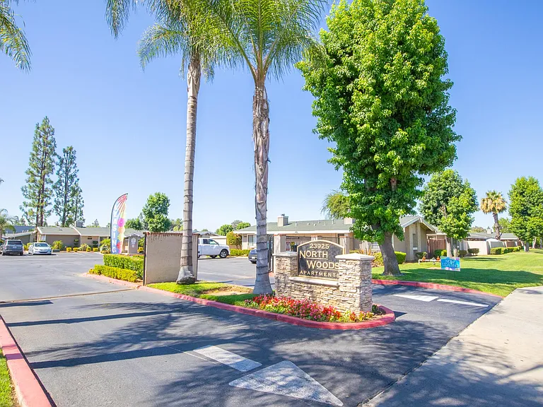 23905 Eucalyptus Ave — Photo 10