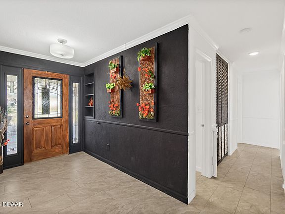 3rd image of 1425 Margina Ave
