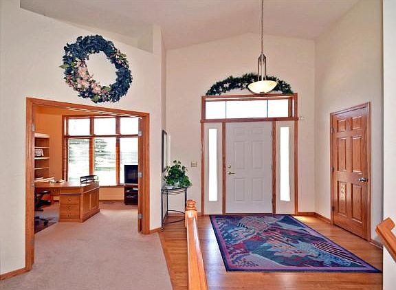 5th image of 2367 Lehman Ln NE