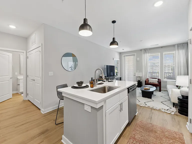320 Voyager Way NW — Photo 11