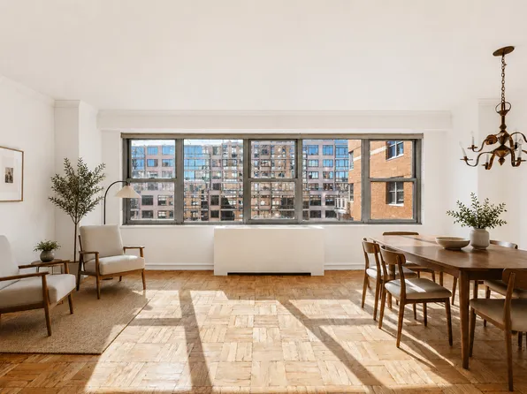 360 East 72nd Street image 1 of 8