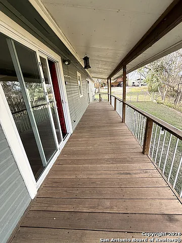 212 Thornton Ln — Photo 28