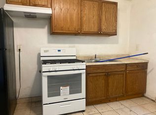 1009 Lake St APT A, Bakersfield, CA 93305