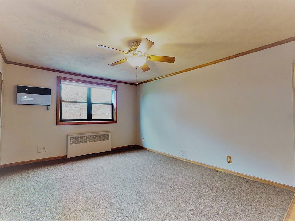1st image of 19936 21st Ave