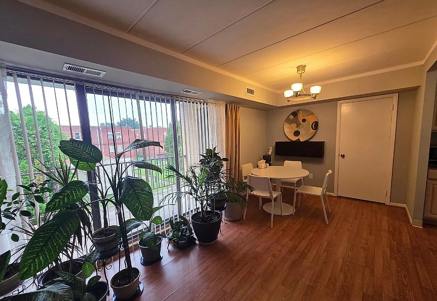 1st image of 5143 Cheryl Dr #D