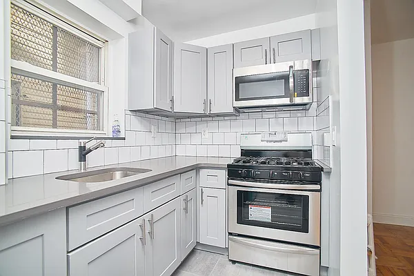 Rented by Keller Williams NYC | media 13