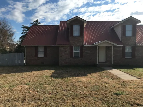 2563 Carriage Dr #B, Murfreesboro, TN 37128