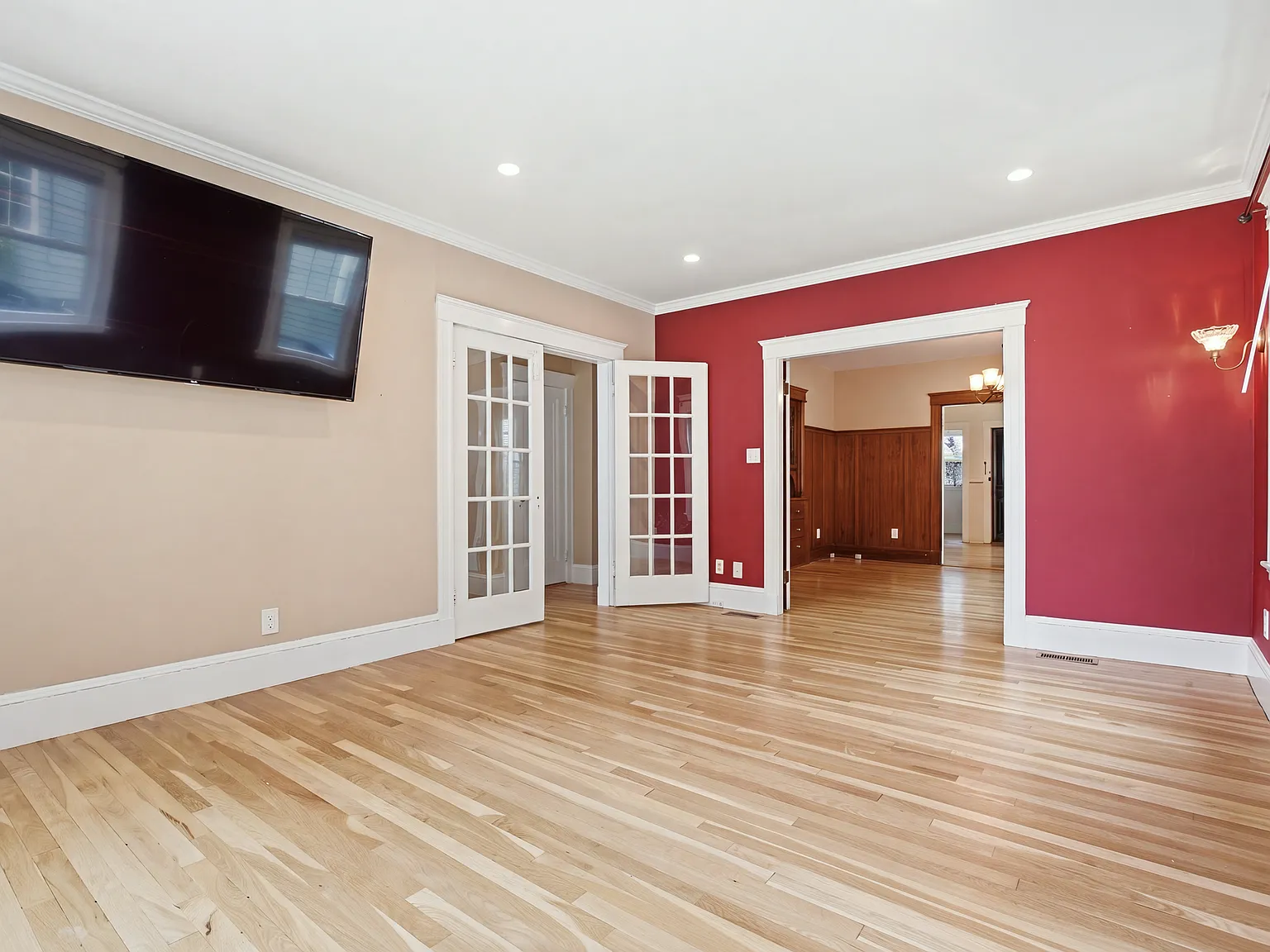 2 bed, 1100 sqft, $3,300 — Photo 4