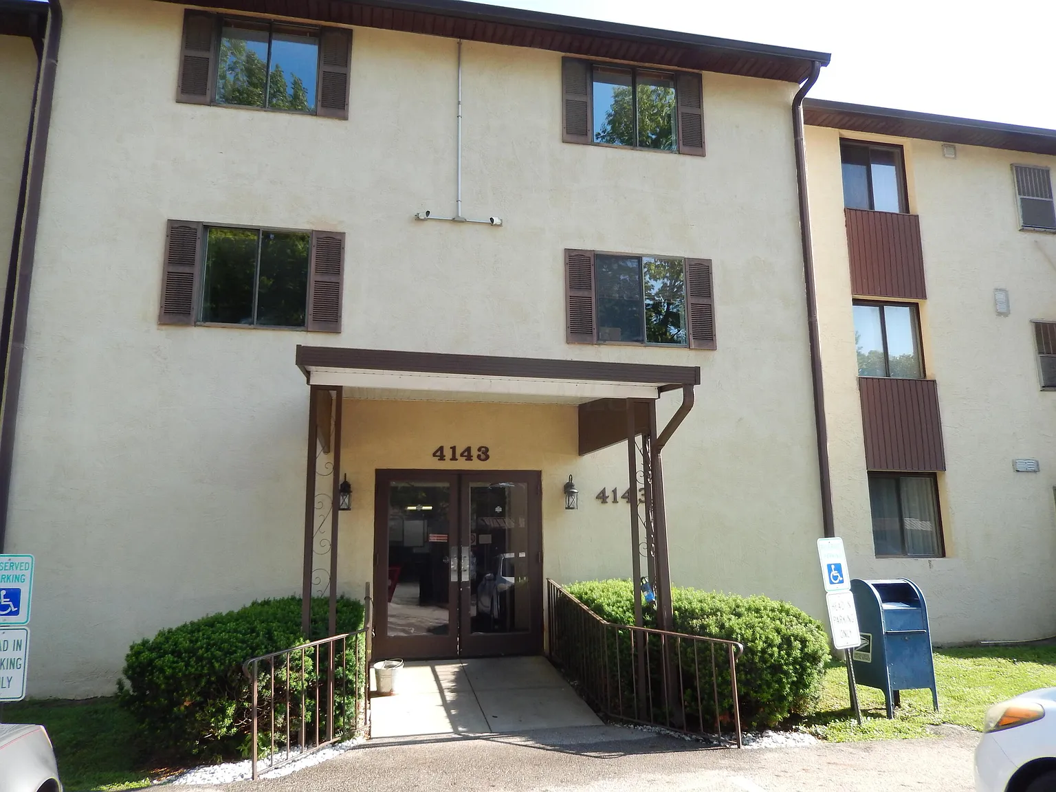 4143 Karl Rd #214 photo 1