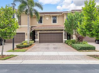 12200 Village Pl, Davie, FL 33325