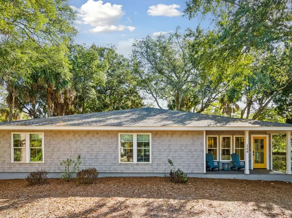 248 Forest Trl, Isle Of Palms, SC 29451