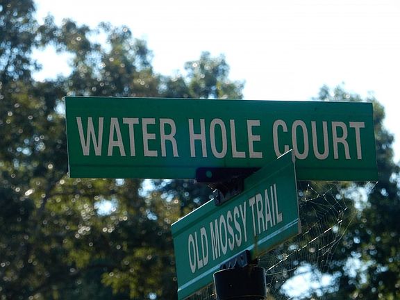 5th image of 4011 Water Hole Ct