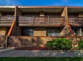 1409 Kenneth Cir, Elgin, IL 60120