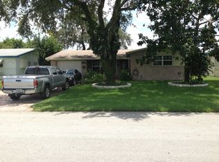 6809 SW 10th St, Pembroke Pines, FL 33023