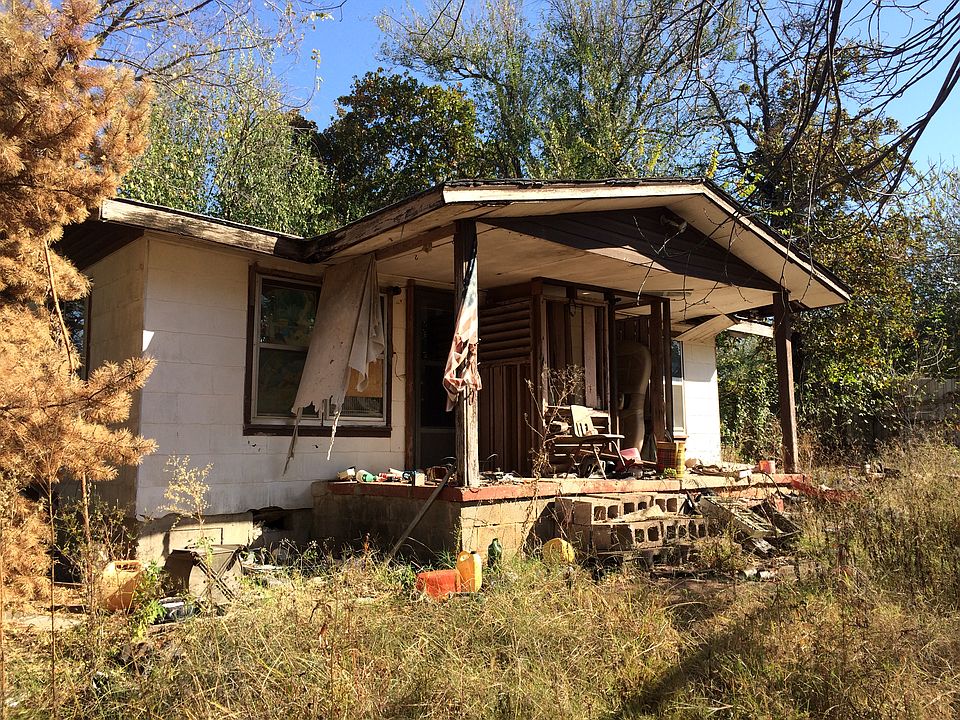 2nd image of 536 N Westminster Rd