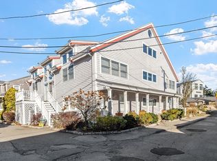 60 Rocky Neck Ave APT 4, Gloucester, MA 01930
