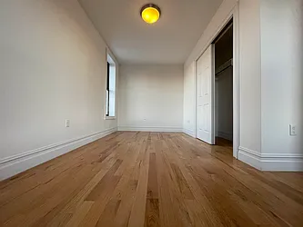 Rented by Hillel Realty Group