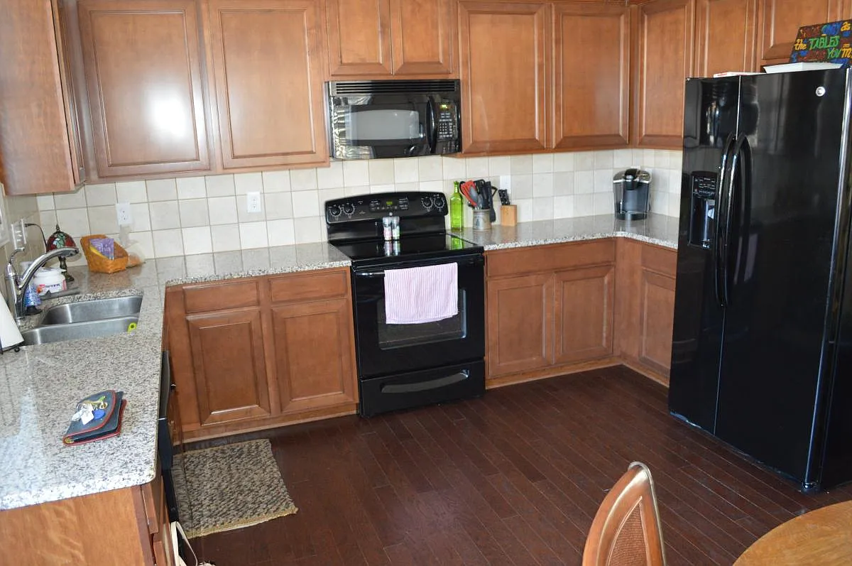 2 bed, 2.5 bath, 1504 sqft, $2,000 — Photo 3