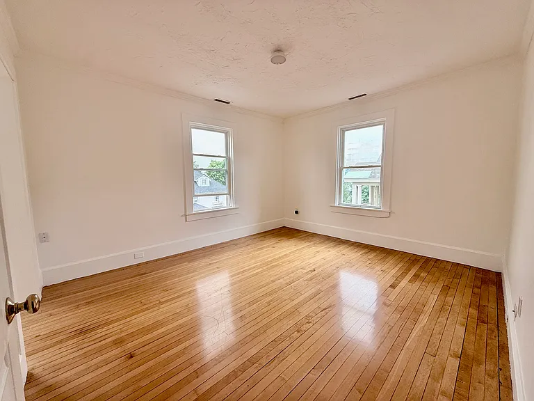 5 Stoneland Rd #2 — Photo 4