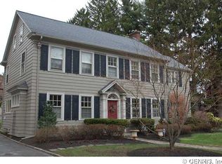 96 Chadbourne Rd, Rochester, NY 14618