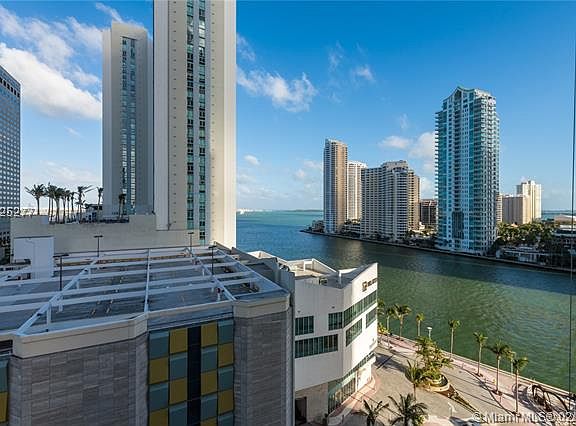 4th image of 300 S Biscayne Blvd APT 1232