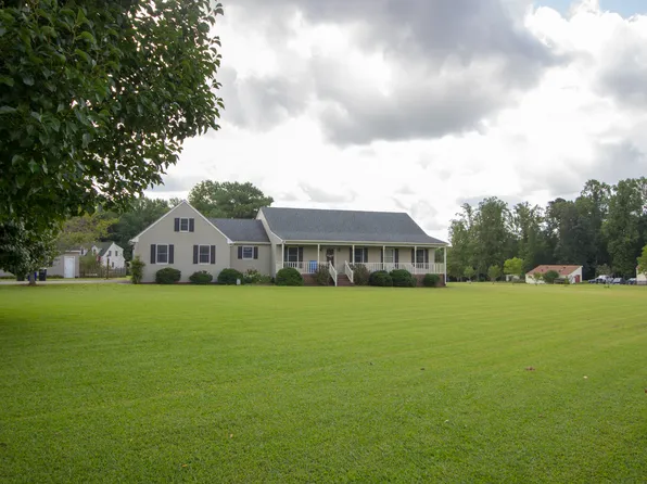 2130 Holland Corner Rd, Suffolk, VA 23437