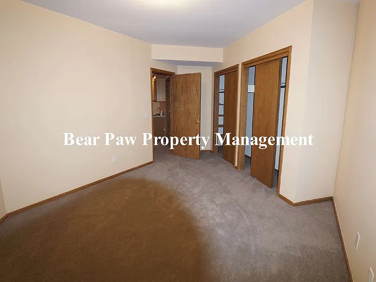 3913 Mountainside Trl — Photo 25
