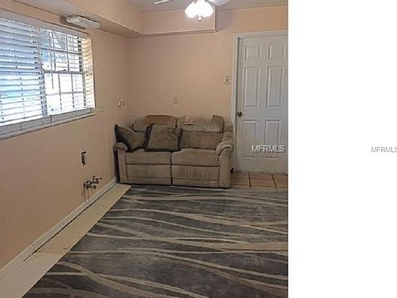 3rd image of 2825 Indianwood Dr