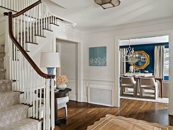 2nd image of 10 Lanark Rd