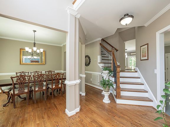 5th image of 5 Indian Mound Ct