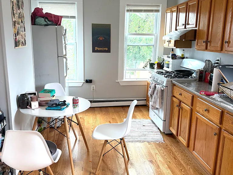 30 Otis St #3 — Photo 4