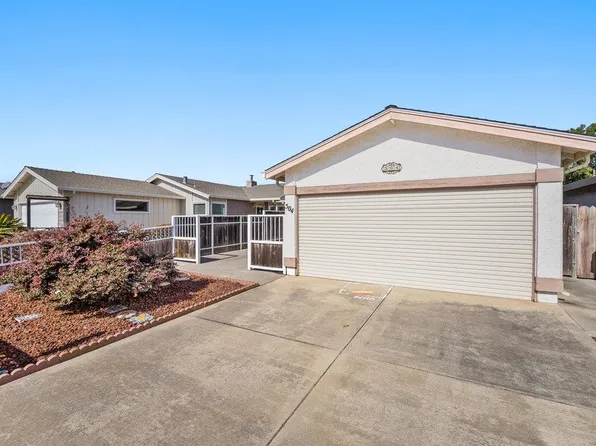 504 Vivienne Dr, Watsonville, CA 95076