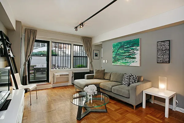 Sold by Citi Habitats | media 9