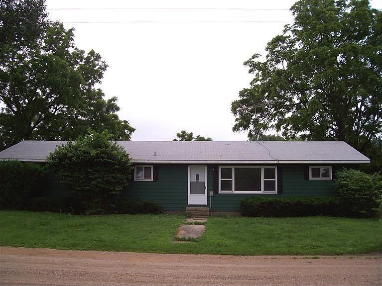 1st image of 15320 1st St