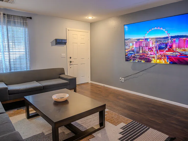11263 Andreola Ct — Photo 14