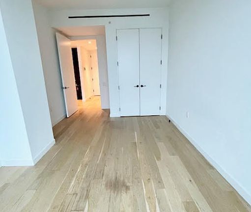 3rd image of 384 Keap St APT 7