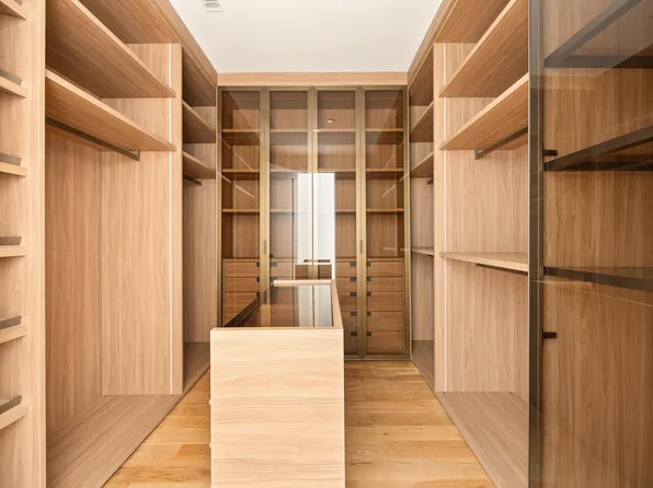 47 Madison Street image 17 of 29