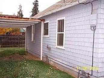 2nd image of 521 Squaw Mountain Rd